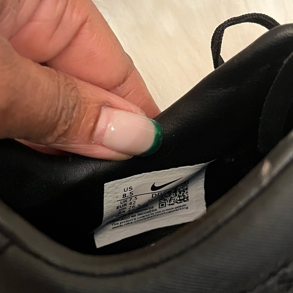 Nike Phantoms Soccer Cleats - Picture 4 of 4